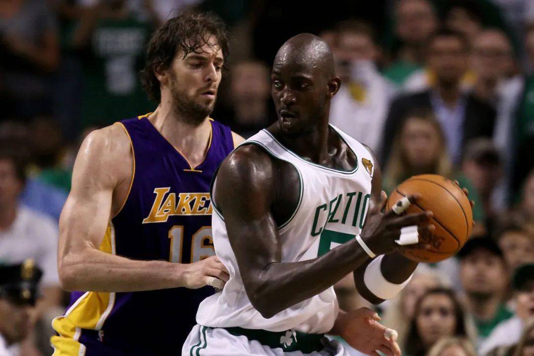 巴萨发布对 巴萨发布对