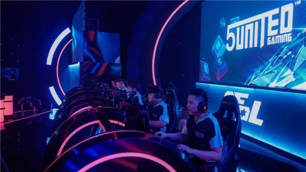 将与新星之 将与新星之