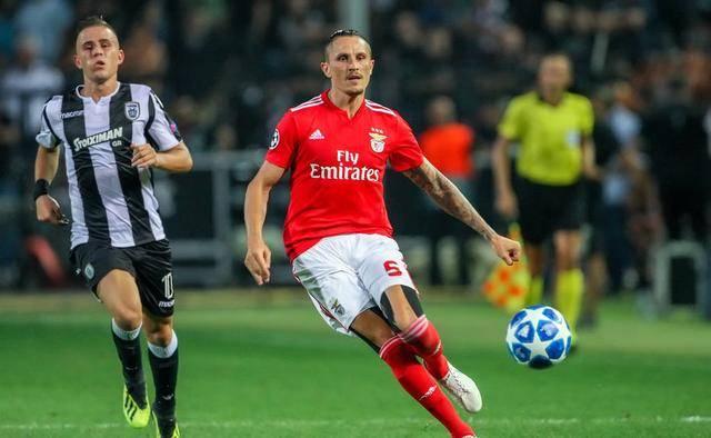 后披上战袍 后披上战袍