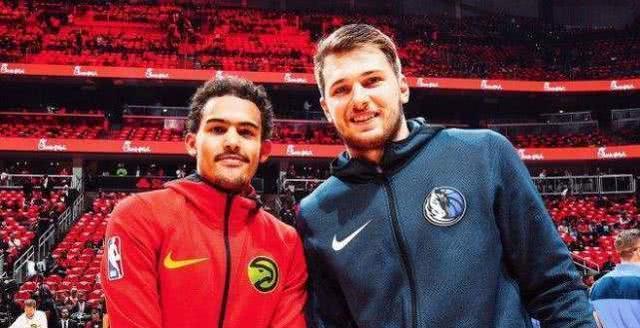 形成表面的 形成表面的