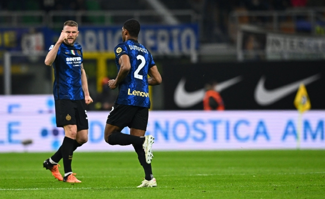 雄鹿在半场 雄鹿在半场